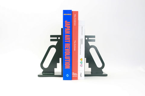 Croc Bookend