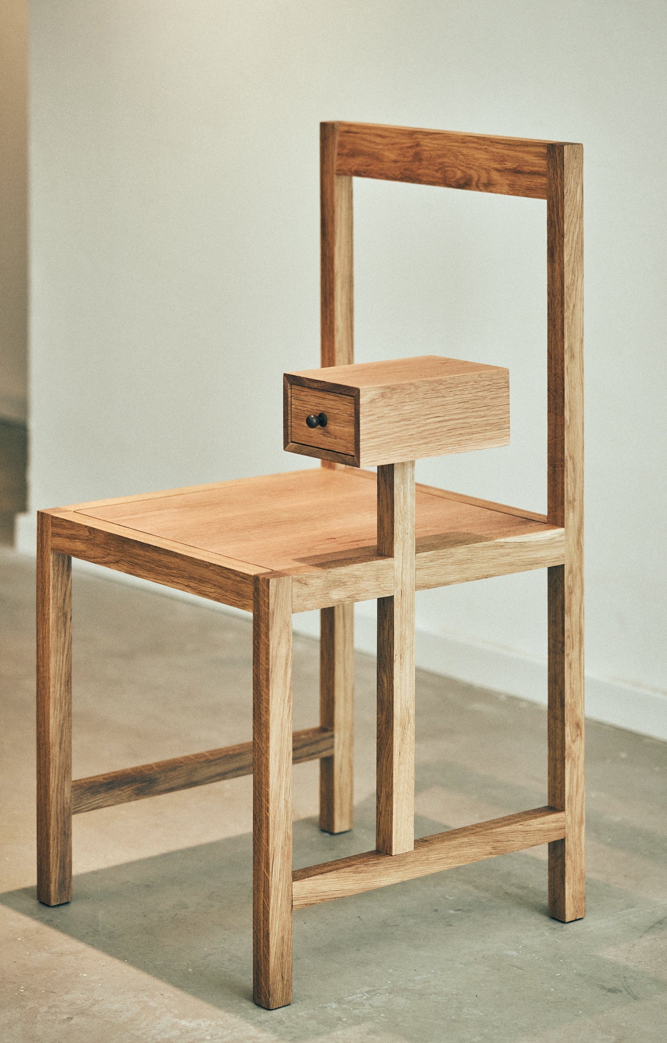Single Drawer Chair